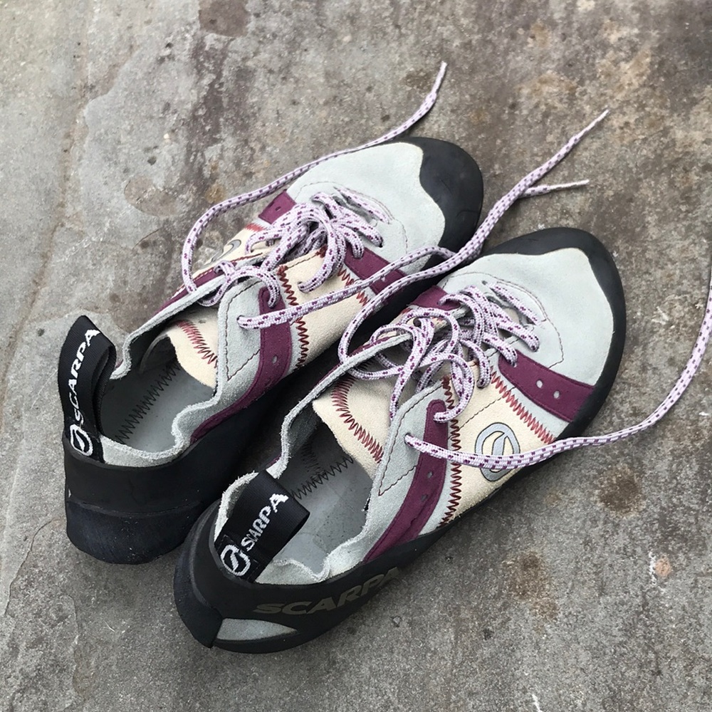 Scarpa Helix Rock Climbing Shoes - NEW